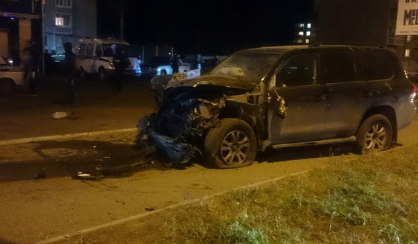 В Ангарске случилось серьезное ДТП с участием пяти машин. Погиб пешеход (Видео)