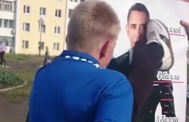Мэр Братска получил награду за День молодёжи, в рамках которого прошел конкурс «Пни Обаму»