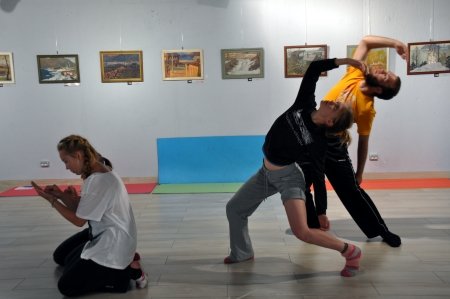 В Иркутске проводят театральные занятия для людей с ментальными нарушениями