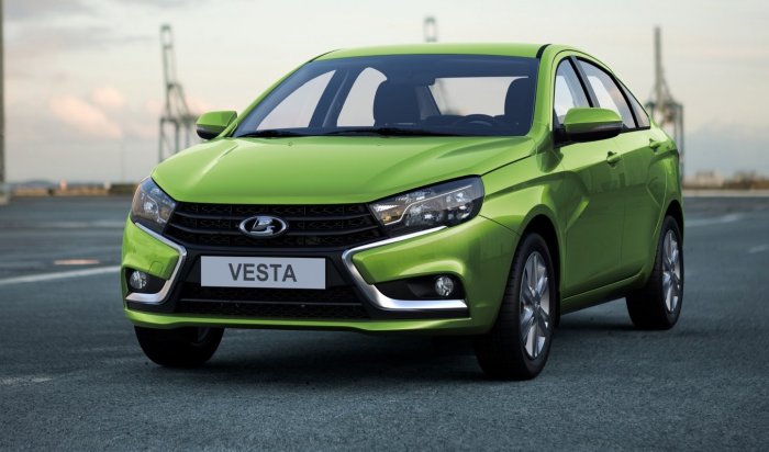 «АвтоВАЗ» назвал стартовую цену Lada Vesta