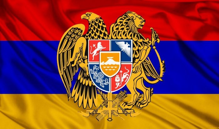 Жители Армении проголосовали за смену формы правления в стране