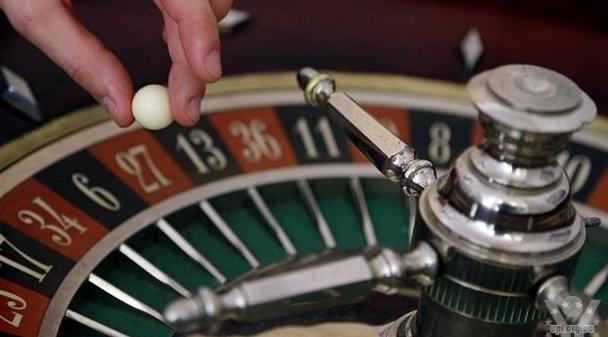 В Иркутске задержаны организаторы нелегального казино, работавшего под видом бильярдного клуба