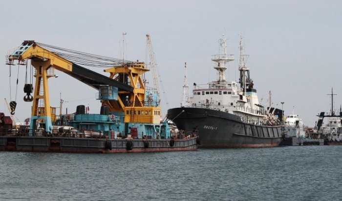 Украина отправила военные корабли к буровым установкам «Черноморнефтегаза»