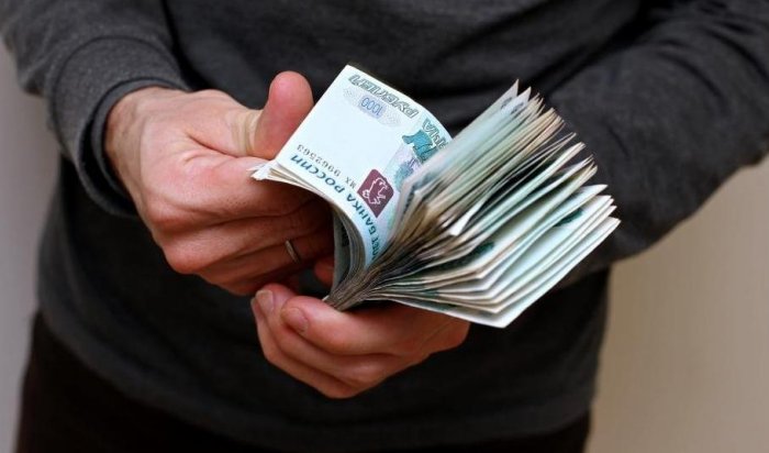 В Ангарске сотрудника МЧС обвиняют в мошенничестве и похищении более 3,3 млн рублей