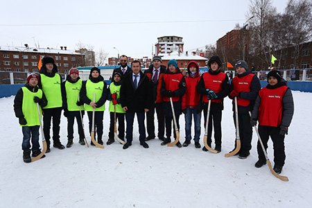 В Иркутске после реконструкции открылся корт
