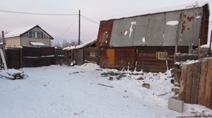 В доме наркосбытчика полицейские обнаружили 12 мешков марихуаны и чужого 7-летнего ребенка