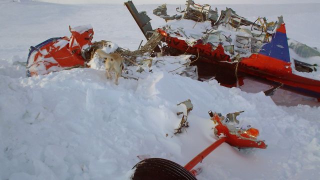 Пять человек погибли в результате падения вертолета в Казахстане