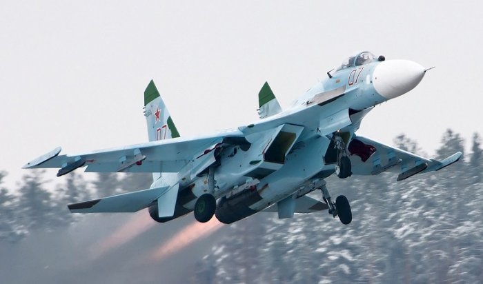 Российский Су-27 перехватил самолет-разведчик ВВС США над Черным морем