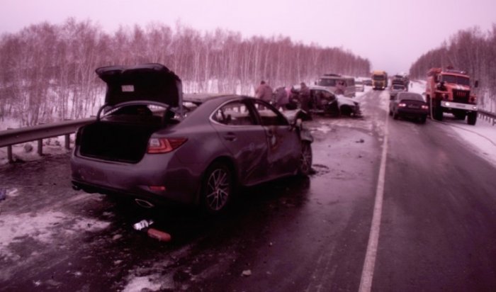 Две молодые женщины погибли в ДТП в Заларинском районе