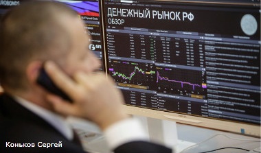 СМИ: Хакеры изменили курс рубля на 15% с помощью вируса