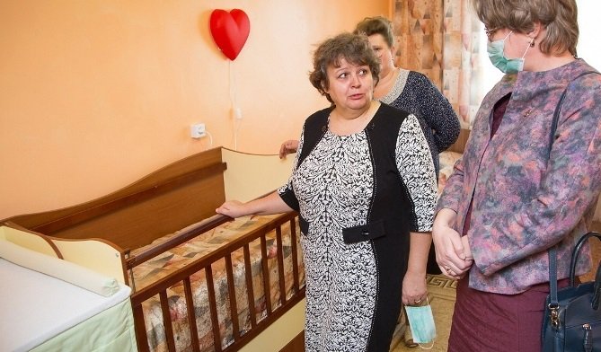 В Иркутске открыли гостиницу для несовершеннолетних матерей