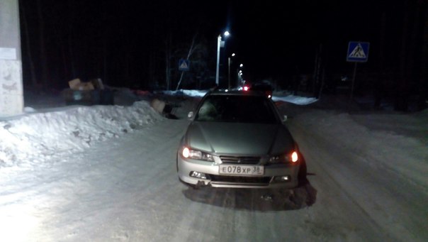 В Байкальске пьяный водитель сбил на зебре женщину с грудным ребенком