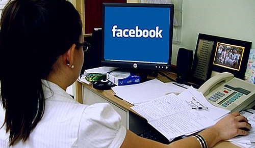 Правительство прорабатывает вопрос о запрете на пользование соцсетями