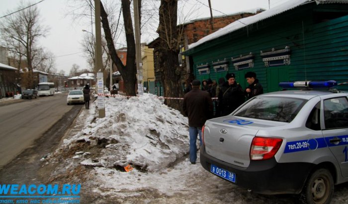 В Иркутске на улице Карла Либкнехта обнаружен погибший мужчина
