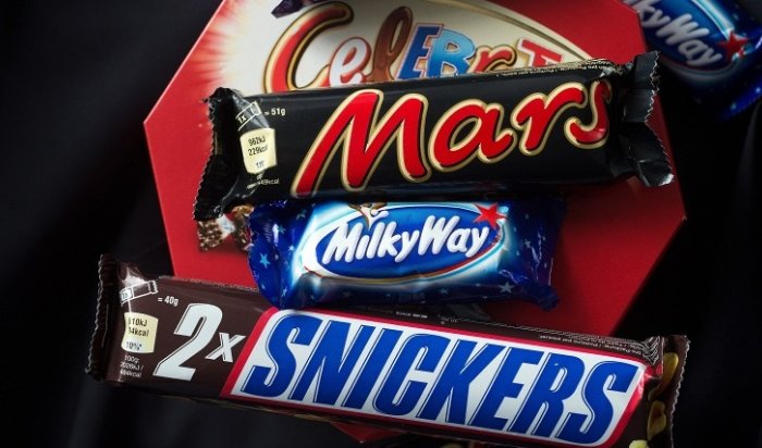 Компания Mars отзовет шоколадные батончики с кусочками пластика из 55 стран