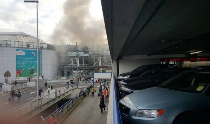 Два взрыва прогремели в аэропорту Брюсселя