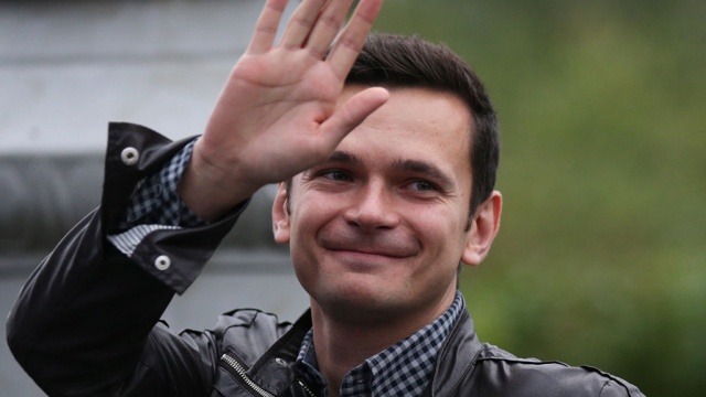 Илья Яшин снялся с праймериз из-за разногласий с лидером партии «Парнас»