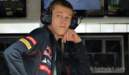 Россиянин Даниил Квят занял третье место на этапе «Формулы-1» в Китае