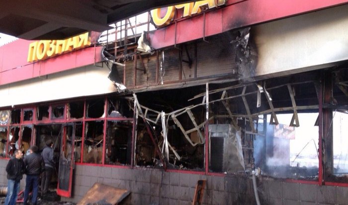 В Иркутске утром 27 апреля сгорели два кафе в районе «Фортуны»