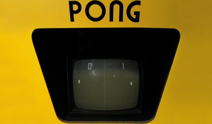 Американец в реальности воссоздал игру Pong, вышедшую в 1972 году