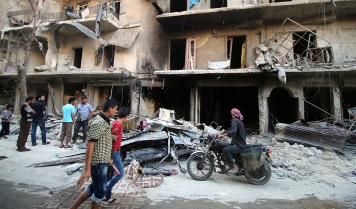 Террористы обстреляли Алеппо газовыми баллонами с взрывчаткой