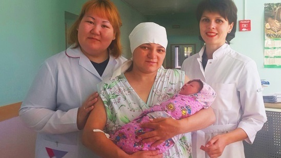 Жительница Якутии родила ребёнка в тайге