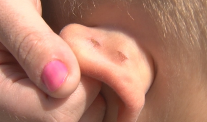 В иркутском детсаду няня оттаскала трехлетнего мальчика за уши