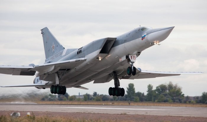 Опубликовано видео авиаударов российских Ту-22М3 по объектам ИГИЛ
