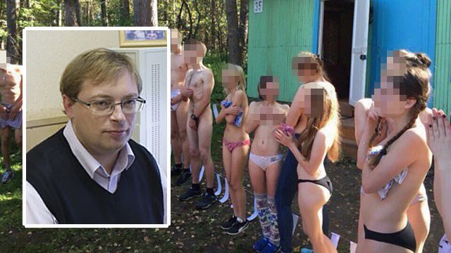 КемГУ начал проверку из-за фото с голыми студентами на посвящении