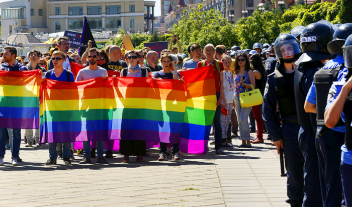Руководитель иркутского отделения ЛГБТ-движения покинул свой пост из-за упреков по поводу гей-парада