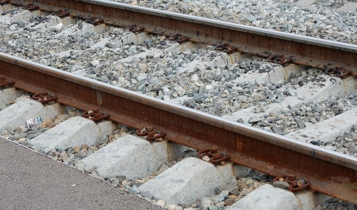В Усолье-Сибирском поезд насмерть сбил 15-летнего школьника