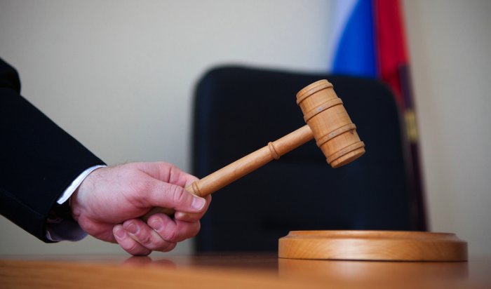 Мэр Балаганского района обвиняется в растрате на сумму 300 тысяч рублей