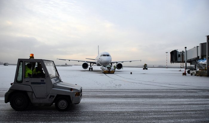 Самолет выкатился за пределы ВПП в аэропорту Екатеринбурга‍