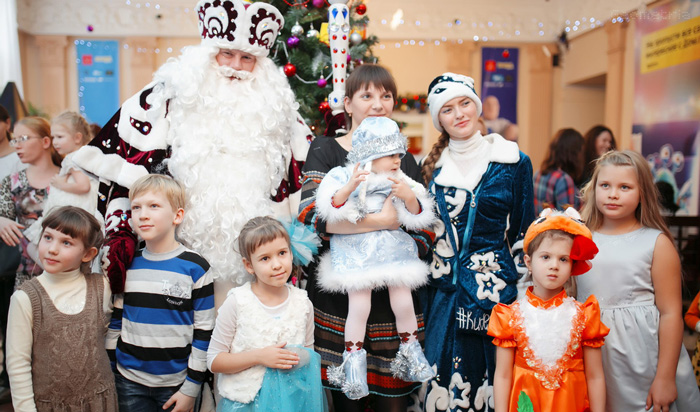 Более 500 маленьких иркутян посетили новогодний праздник от Дом.ru и телеканала «Детский»