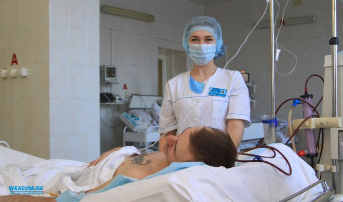 В больницах Иркутска остаются 16 пострадавших от отравления метиловым спиртом