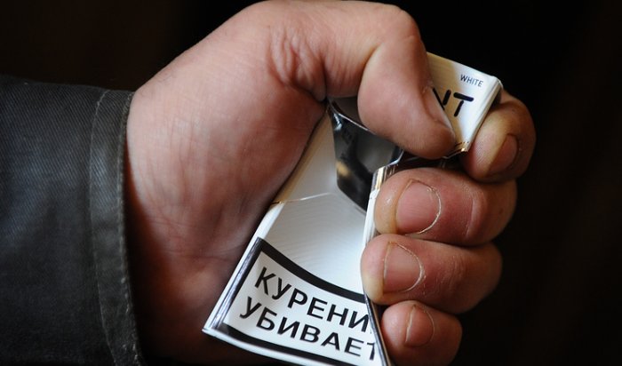 Минздрав предлагает запретить продажу табака родившимся после 2014 года