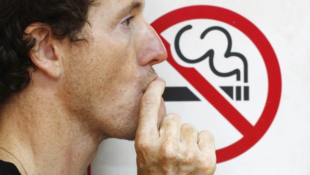 Минздрав предложил увеличить рабочий день для курильщиков