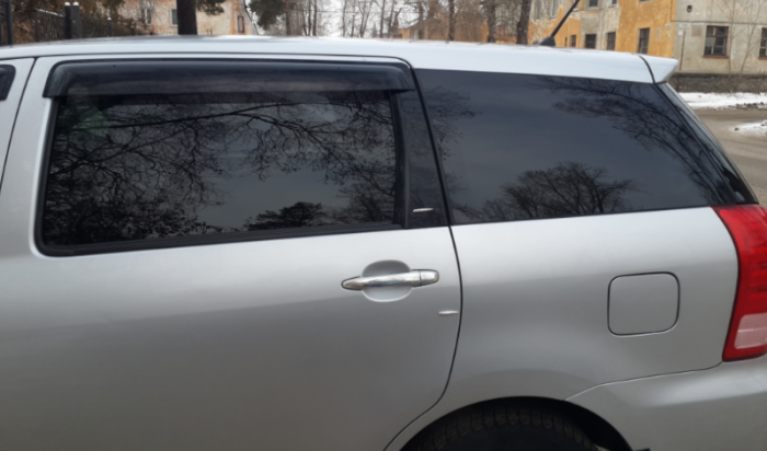 В Ангарске эвакуатор увез на штрафплощадку автомобиль с двумя девочками в салоне