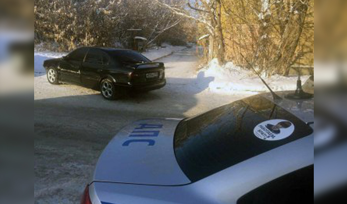 В Иркутске сотрудники ГИБДД задержали водителя «Субару», пытавшегося уйти от погони