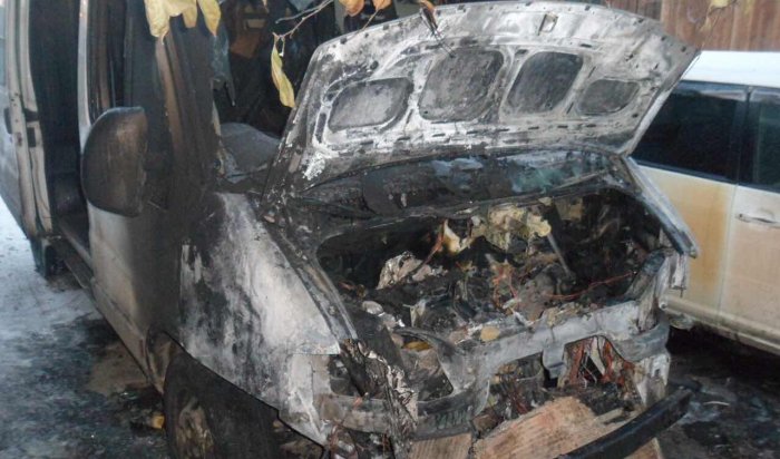 В Иркутске за сутки сгорели четыре автомобиля