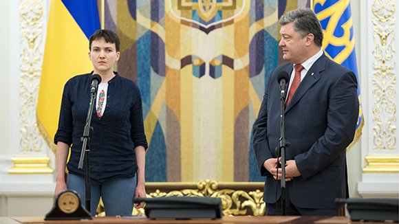 Савченко назвала Порошенко врагом украинского народа