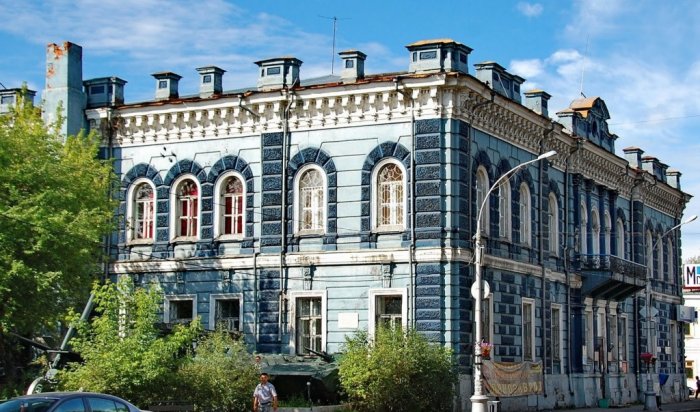 На доработку проекта реконструкции Дома Офицеров в Иркутске выделят  около 4 миллионов рублей