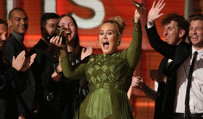 Певица Адель получила 5 премий Grammy из пяти