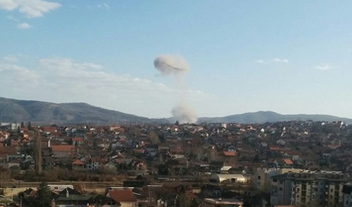 В Сербии на оборонном заводе взорвались боеприпасы