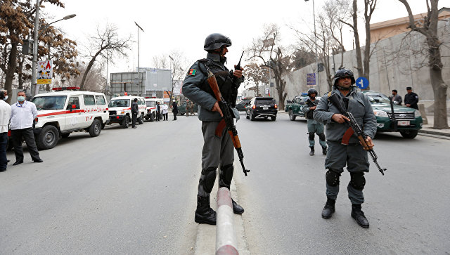 В госпитале у посольства США в Кабуле прогремели мощные взрывы