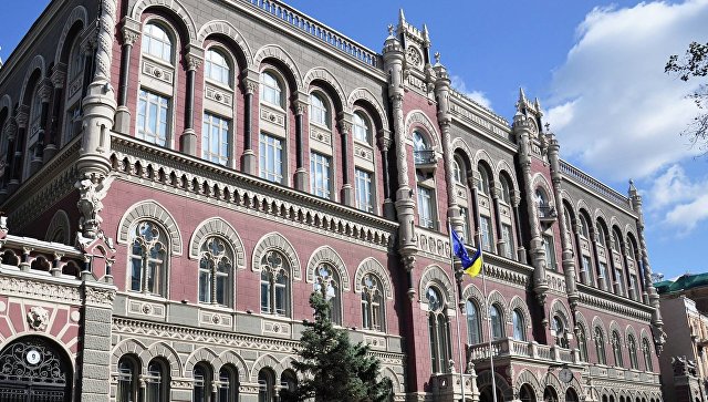 Украина с 23 марта вводит санкции против «дочек» российских банков