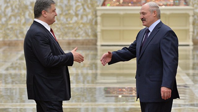 Порошенко и Лукашенко обсудили сотрудничество и ситуацию в Донбассе
