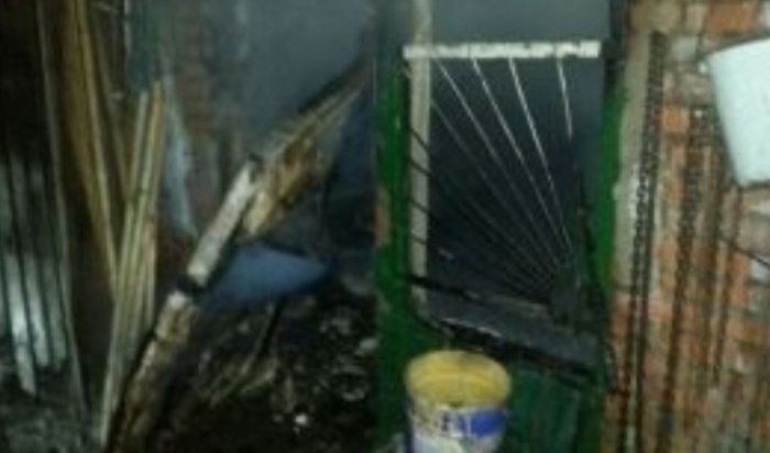 Минувшей ночью в Приангарье сгорели магазин и автомобиль