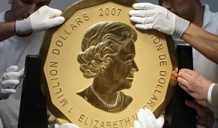 Из музея Берлина украли стокилограммовую монету номиналом в миллион долларов‍