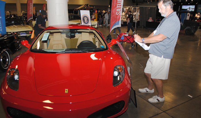 Ferrari F430 Дональда Трампа продана за 270 тысяч долларов